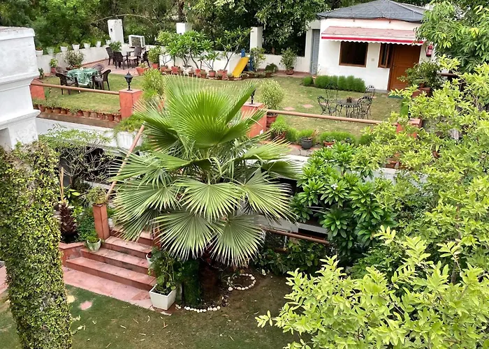 Bed and Breakfast Stay Inn New Delhi