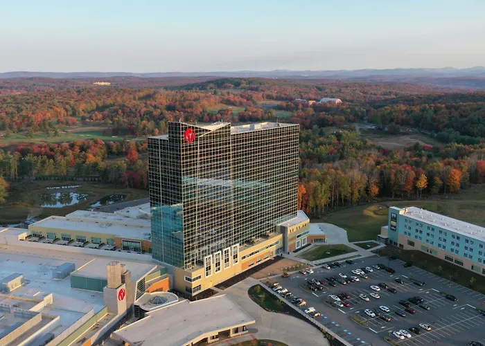 Luxury hotel only: Resorts World Catskills