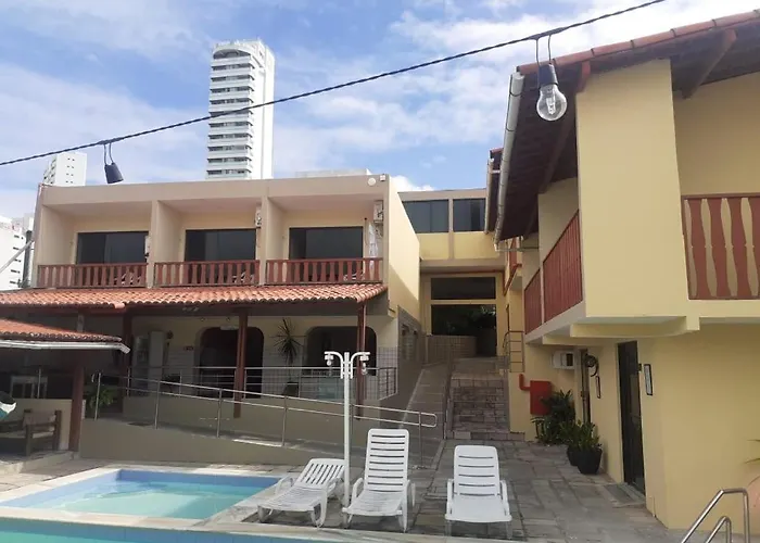 Hotel de 3 estrelas: Laina'S Place Hotel