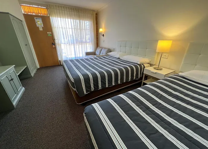 All Motels Summerhill Motor Inn (Adults Only)