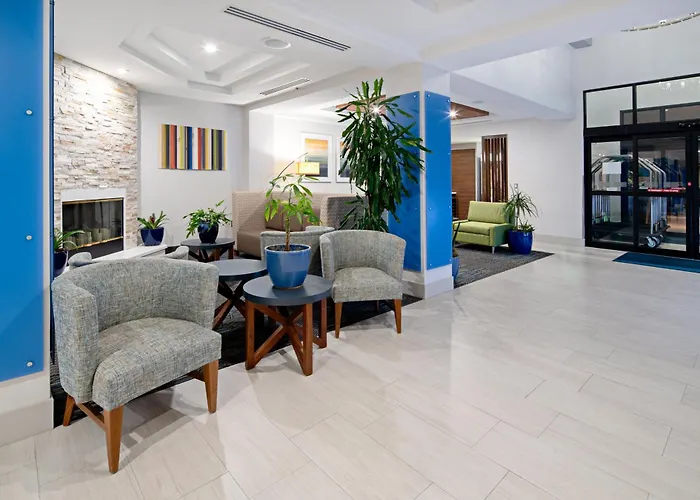 Dog friendly hotels Holiday Inn Express & Suites Atascadero By Ihg