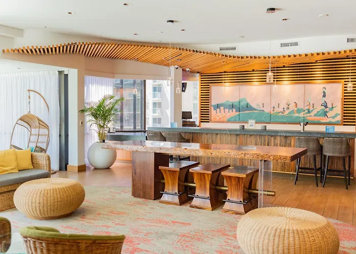 Romantic hotel: Hyatt Centric Waikiki Beach