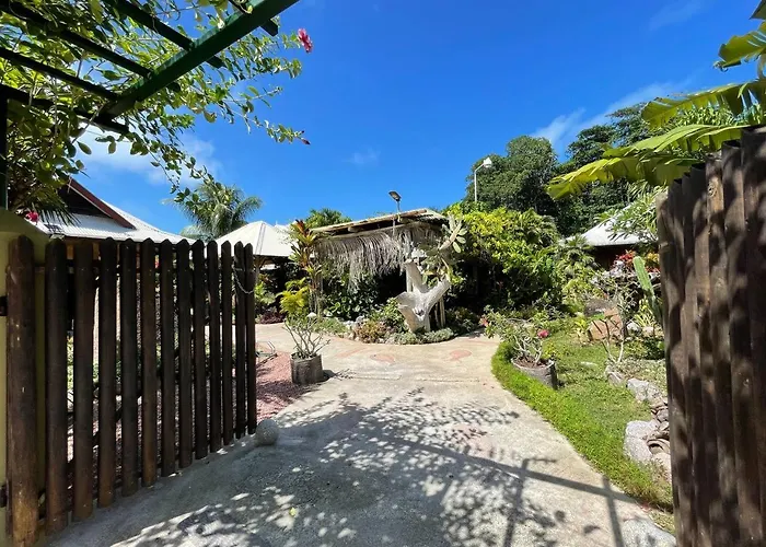  La Digue Holiday