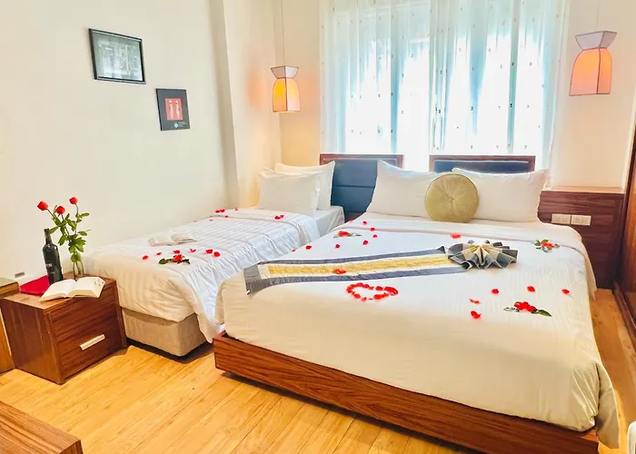 Elite Central Hanoi