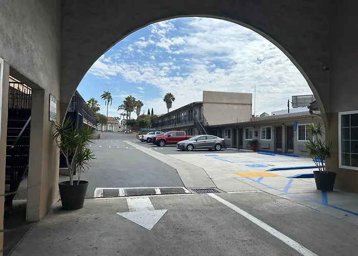 Rodeway National City San Diego South