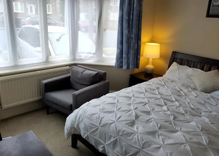 Central hotel: Amherst Guesthouse