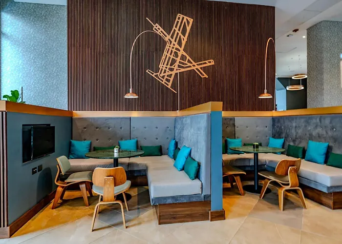 Courtyard By Marriott Santiago Airport
