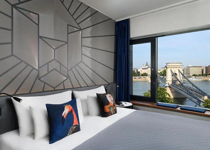 Clark Budapest - Adults Only