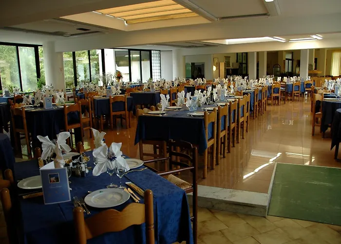 Ping Pong hotel: Hotel Beau Soleil