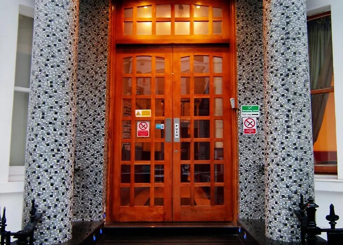 Hotel barato: Westbury Hotel