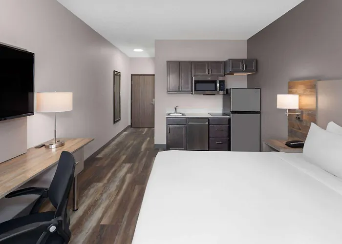Links Bos Landen Hotel & Spa Of Pella, Trademark By Wyndham