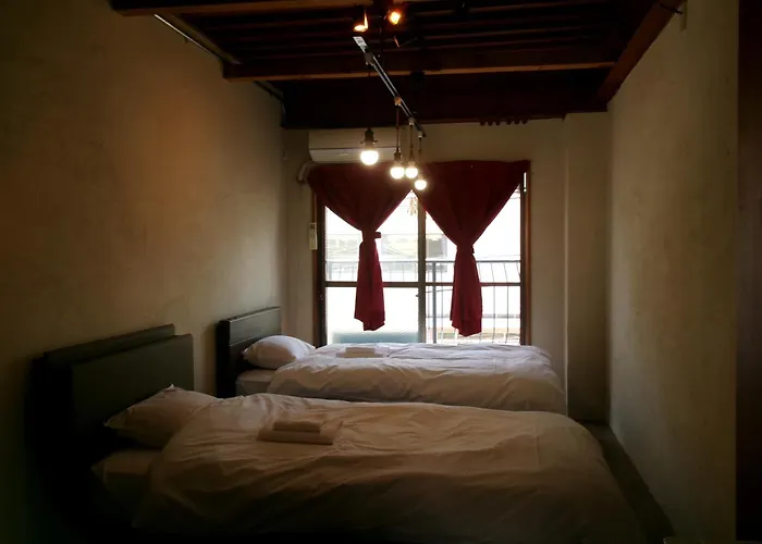 Hotel with view: Lazy House