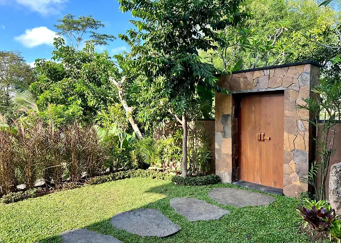  Abian Ayu Villa