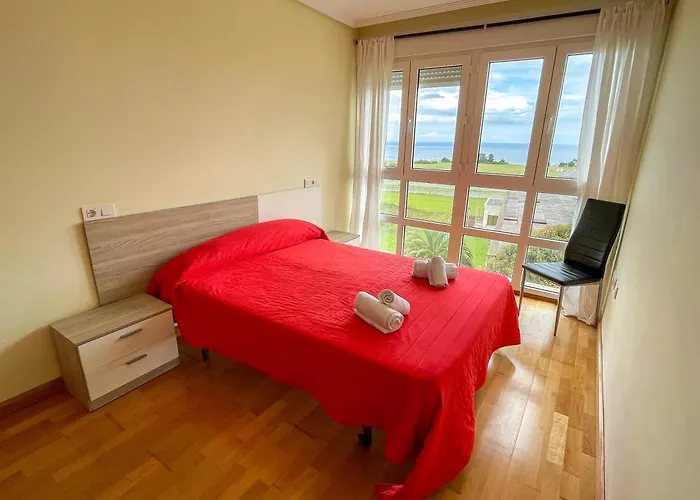 Hotel cerca del colegio: Apartamentos Foz 3000