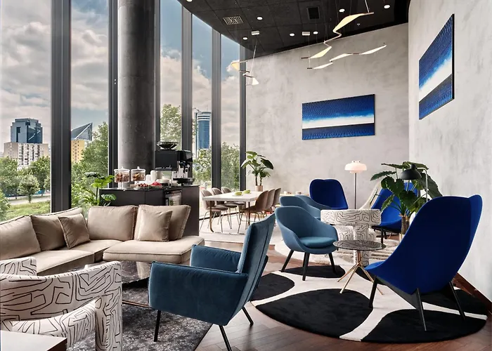 Luxury hotel only: 