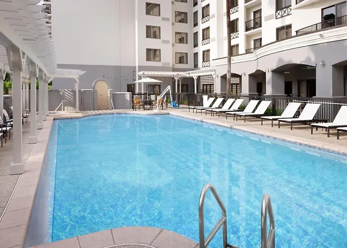 Pets Allowed Hotel Courtyard By Marriott Sandestin At Grand Boulevard