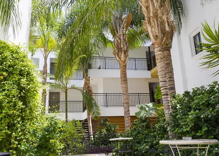 Сity center hotels Alecos Apartments