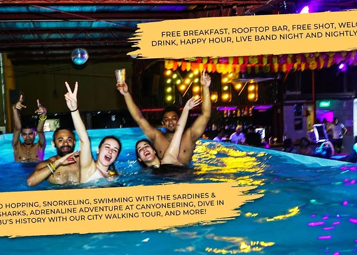 Hotel near College: Mad Monkey Cebu City (Adults Only)