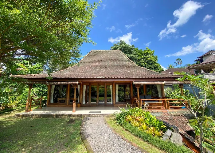  Abian Ayu Villa