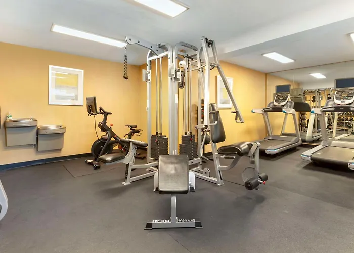 Ping Pong hotel: Best Western Plus Rancho Cordova Inn