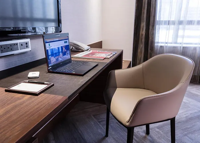 Family Hotel: Gloucester Luk Kwok Hong Kong