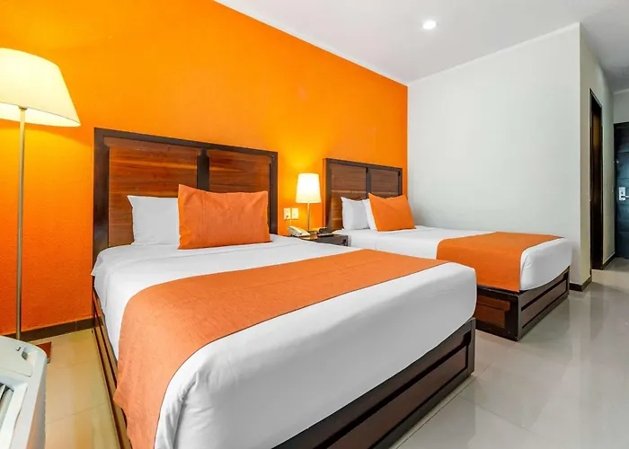 Comfort Inn Aeropuerto