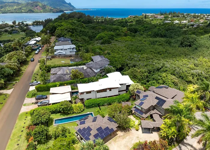 Private Villa: Hanalei Plantation Home
