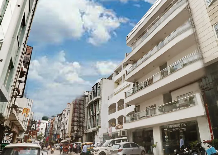 Cheap hotel: Hotel Emporio Dx - New Delhi Railway Station - Paharganj
