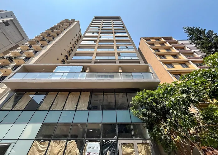 Belint Bela Cintra: A 5 Minutos da Paulista com Piscina no Rooftop