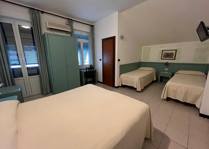 Hotel pres du College: Hotel Marina