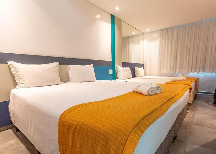 Hotel com vista: Rede Andrade Navegantes