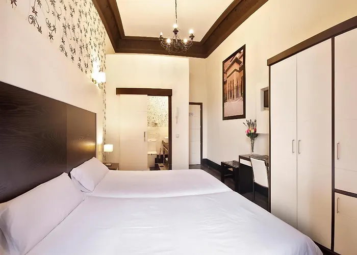 Hotel: Alhambra Suites