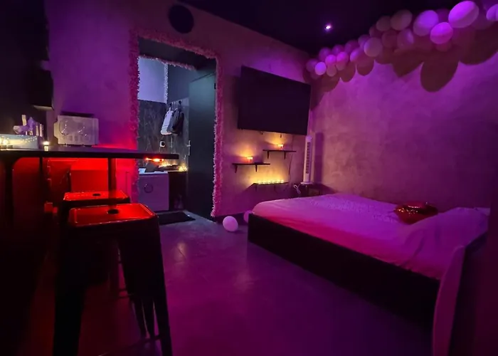  Love Room Jacuzzi
