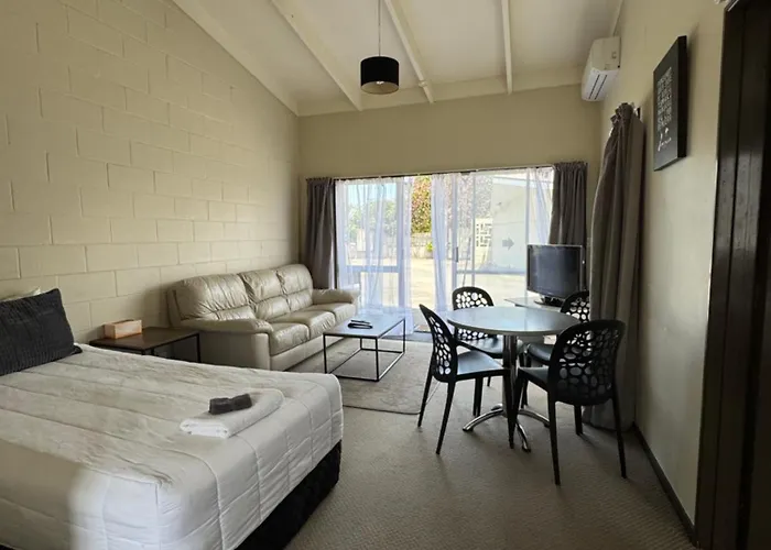 Cheap hotel: Fountain Court Motel