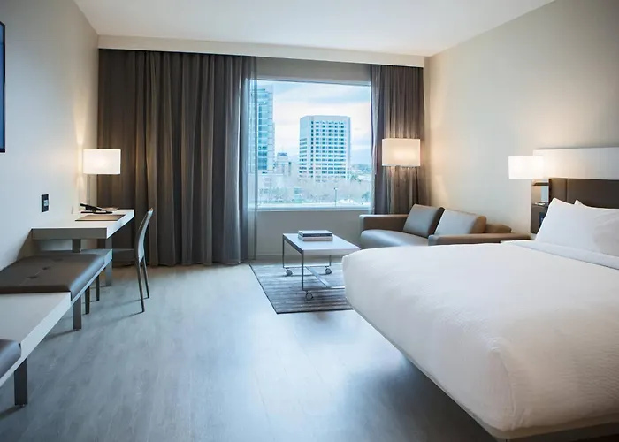 Ac By Marriott Downtown