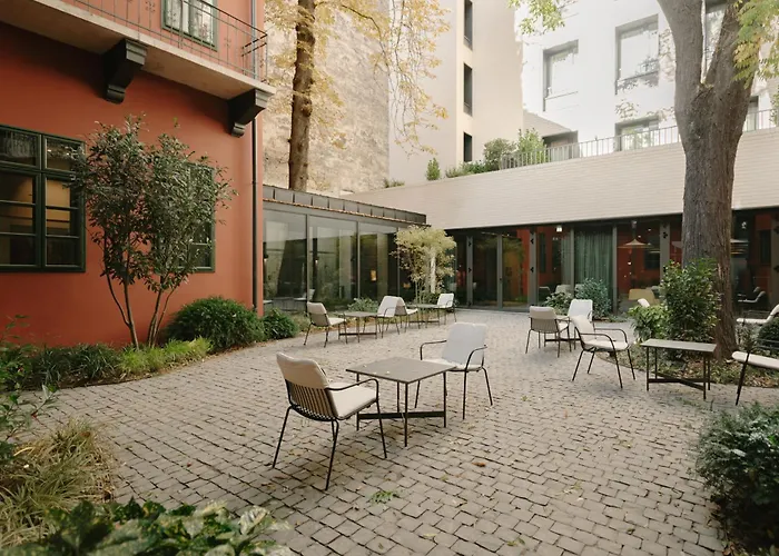 Boho Budapest - Small Luxury s