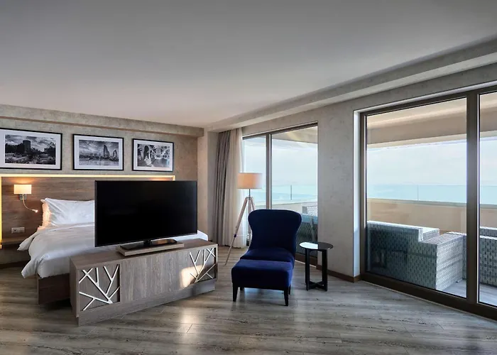 Hotel: 
