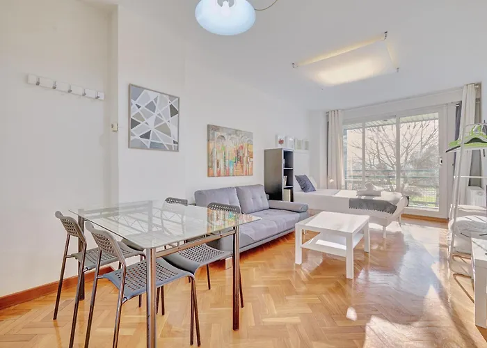 Hotel que admite mascotas: Mirasierra Suites Pamplona