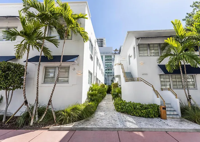 Oceanside Hotel And Suites