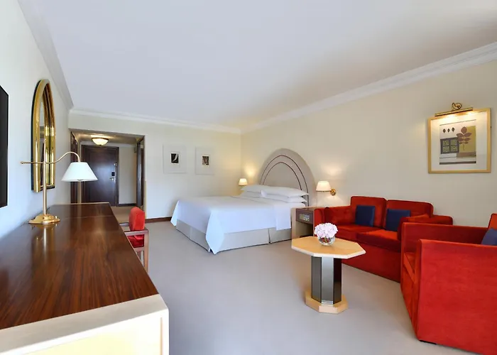 Sheraton Grand & Convention