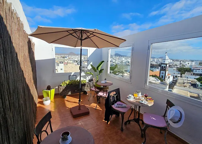 Dog friendly hotels Miramar