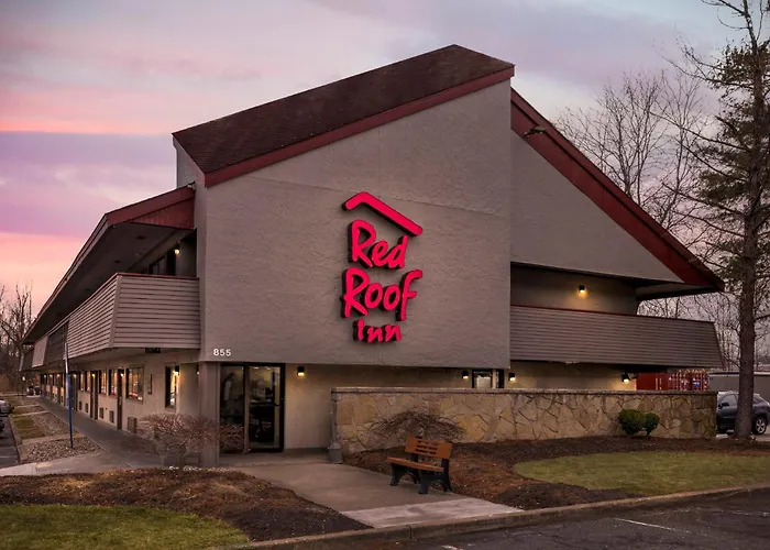 Pet Friendly hotel: Red Roof Inn Parsippany