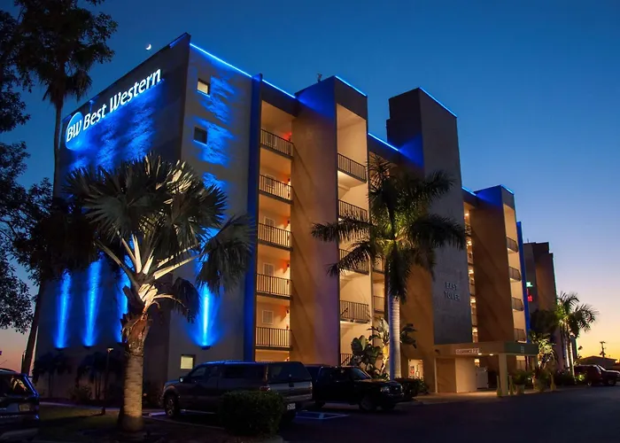 Dog friendly hotels Best Western Fort Myers Waterfront