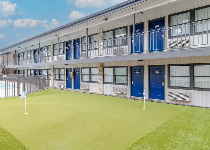 Beach hotel: Motel 6 Boerne Tx