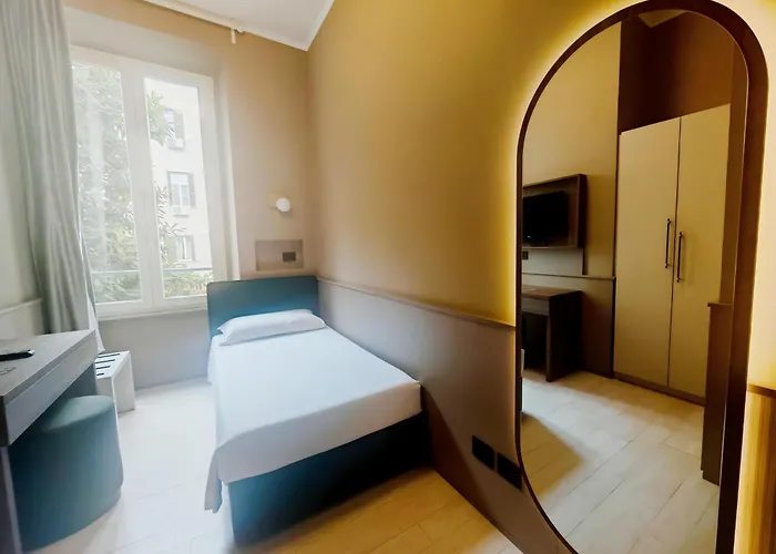 Hotel: The B Place
