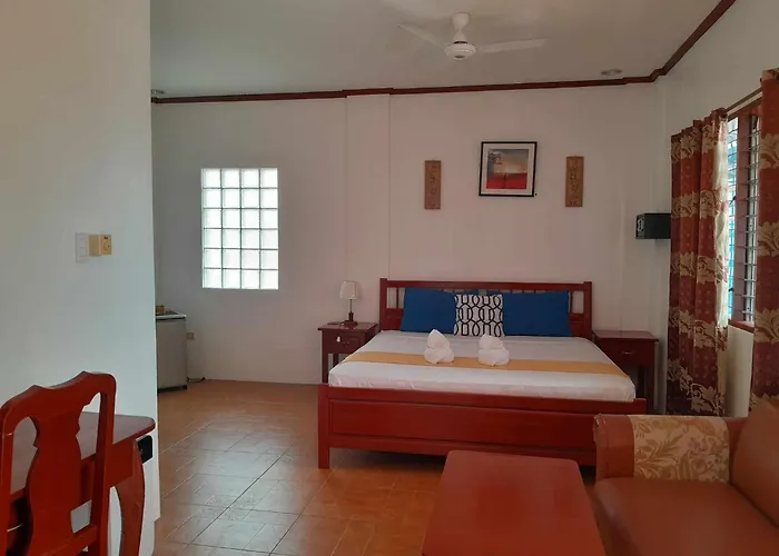 Resort: Bonita Oasis Beach Resort