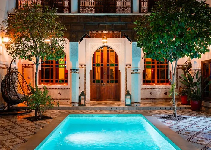 Hotel pres du College: Ysalis Riad Restaurant & Spa