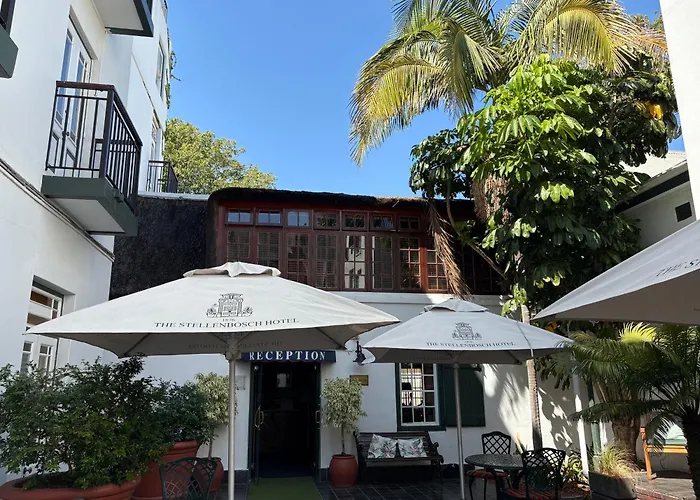 Cheap hotel: The Stellenbosch Hotel