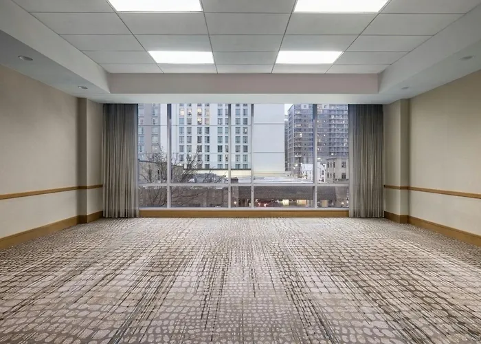 Hotel with Tennis: The Westin Austin Downtown