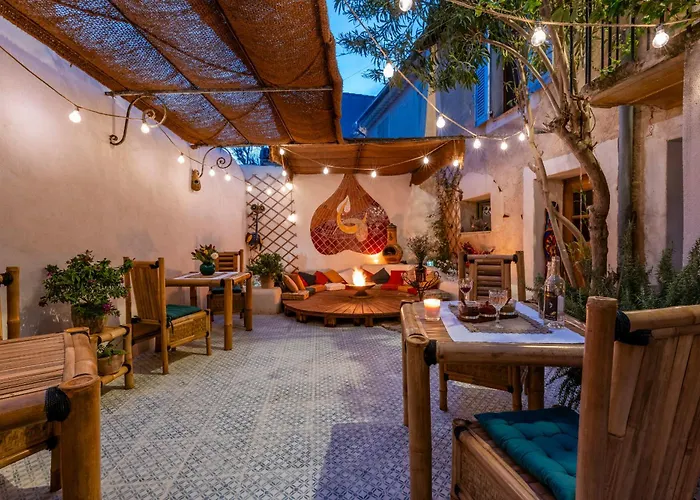 Hôtel Jacuzzi: Aux Heures Bleues